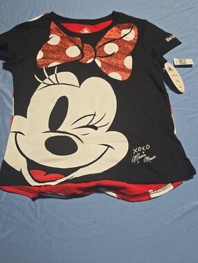 Disney Minnie Mouse Black Tee with Red Glitter Bow